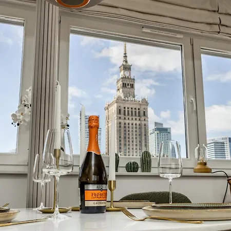 Stunning | Skyline | Palace Of Culture View Apartamento